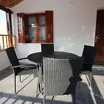 בית נופש Angelina's House